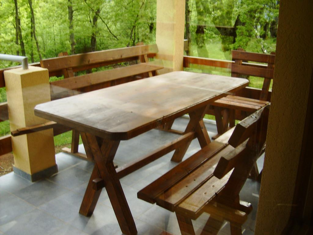 Guest House Tara Canyon Pljevlja Exteriör bild